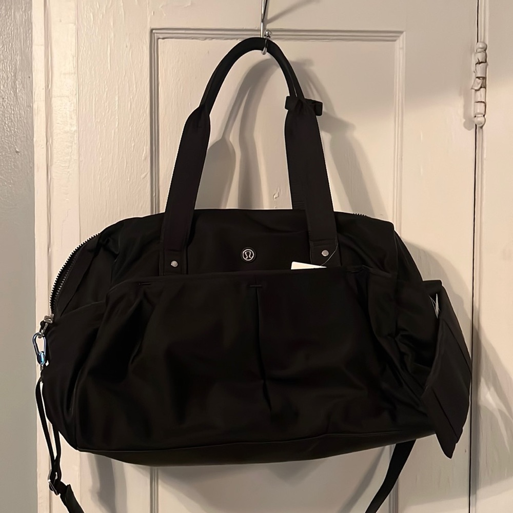 Lululemon All Day Duffel *Heat Bag